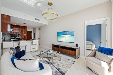 Condominio en alquiler en Miami, Florida, 2 dormitorios, 78.5 m2 № 2084906 - foto 7