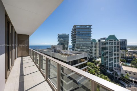 Condominio en Miami, Florida, 2 dormitorios  № 2084906