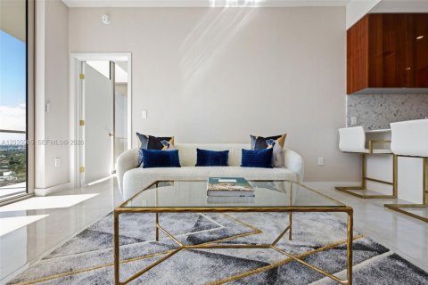 Condominio en alquiler en Miami, Florida, 2 dormitorios, 78.5 m2 № 2084906 - foto 5