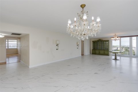 Condo in Fort Lauderdale, Florida, 3 bedrooms  № 2059808 - photo 9