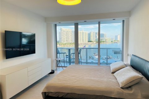 Снять в аренду кондоминиум в Майами-Бич, Флорида 2 спальни, 98.94м2, № 2001132 - фото 9