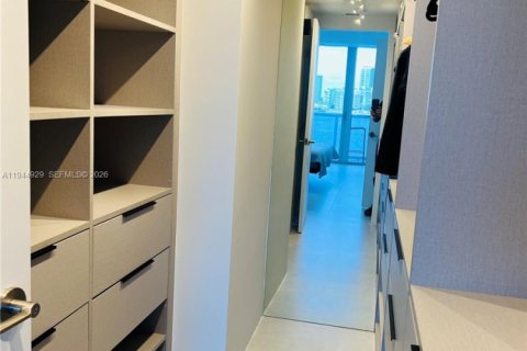 Снять в аренду кондоминиум в Майами-Бич, Флорида 2 спальни, 98.94м2, № 2001132 - фото 13