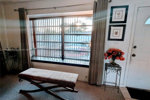 Купить виллу или дом в Холливуд, Флорида 3 спальни, 114.46м2, № 1948623 - фото 6