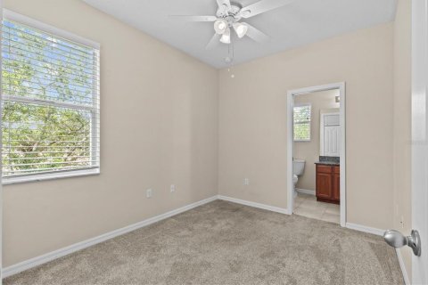 Townhouse in Tarpon Springs, Florida 3 bedrooms, 169.83 sq.m. № 1677655 - photo 28