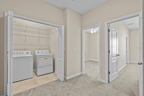 Townhouse in Tarpon Springs, Florida 3 bedrooms, 169.83 sq.m. № 1677655 - photo 27