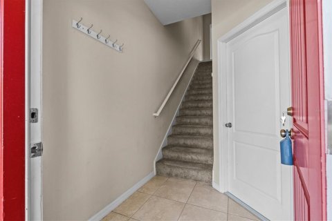 Townhouse in Tarpon Springs, Florida 3 bedrooms, 169.83 sq.m. № 1677655 - photo 5