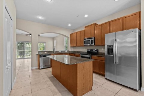 Townhouse in Tarpon Springs, Florida 3 bedrooms, 169.83 sq.m. № 1677655 - photo 12