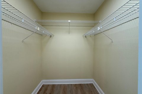 Condo in New Port Richey, Florida, 2 bedrooms № 2091461 - photo 20