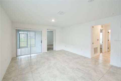 House in Haines City, Florida 3 bedrooms, 122.45 sq.m. № 1832606 - photo 10