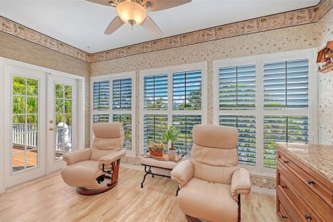 House in Longboat Key, Florida 4 bedrooms, 279.54 sq.m. № 2148450 - photo 26