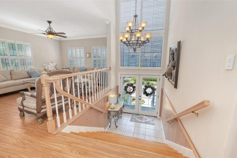 House in Longboat Key, Florida 4 bedrooms, 279.54 sq.m. № 2148450 - photo 15