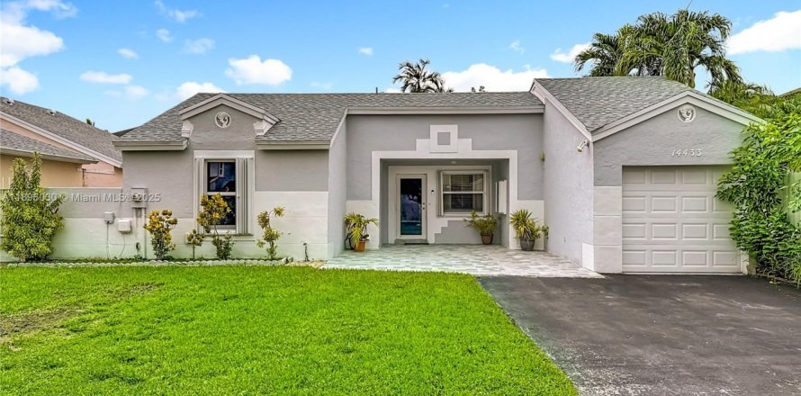 Casa en Miami, Florida 2 dormitorios, 96.53 m2 № 1949356