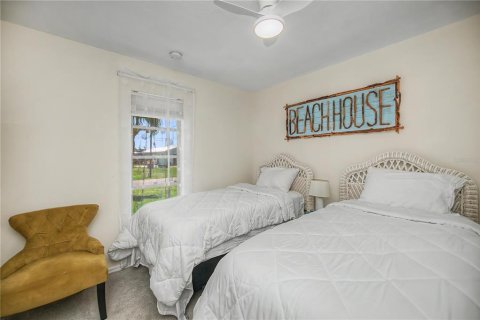 House in Punta Gorda, Florida 3 bedrooms, 152.73 sq.m. № 2290987 - photo 22