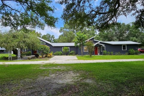 House in Arcadia, Florida 5 bedrooms, 389.07 sq.m. № 1900895 - photo 1