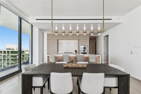 Condo in Tampa, Florida, 2 bedrooms № 2214647 - photo 20