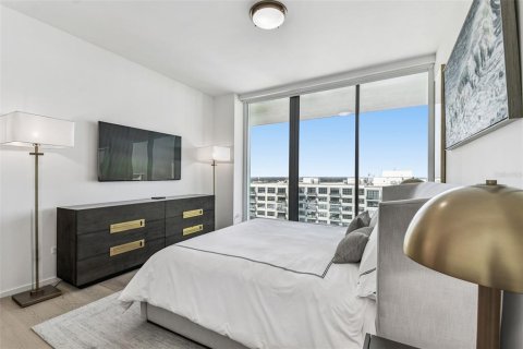 Condo in Tampa, Florida, 2 bedrooms № 2214647 - photo 6