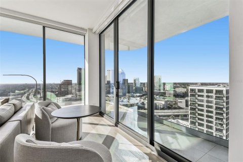 Condo in Tampa, Florida, 2 bedrooms № 2214647 - photo 4