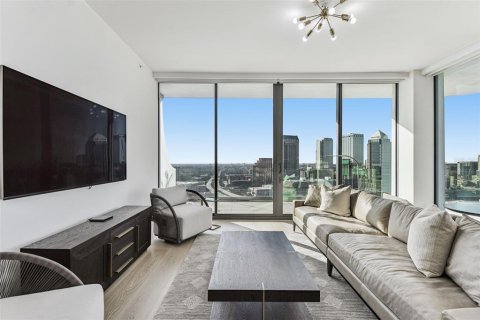 Condo in Tampa, Florida, 2 bedrooms № 2214647 - photo 23