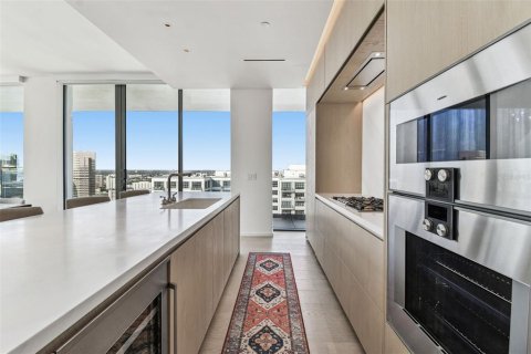 Condo in Tampa, Florida, 2 bedrooms № 2214647 - photo 15