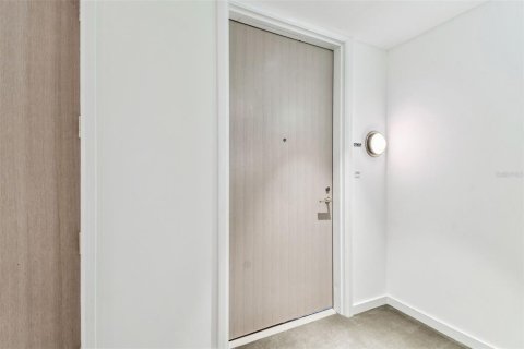 Condo in Tampa, Florida, 2 bedrooms № 2214647 - photo 10