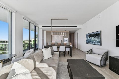Condo in Tampa, Florida, 2 bedrooms № 2214647 - photo 25