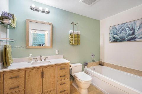 Condominio en venta en Miami, Florida, 1 dormitorio, 64.38 m2 № 2021131 - foto 15