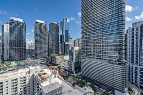 Condominio en venta en Miami, Florida, 1 dormitorio, 64.38 m2 № 2021131 - foto 19