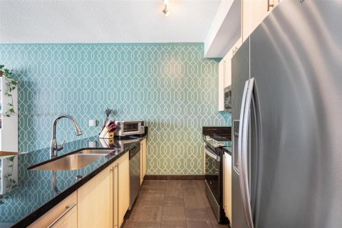 Condominio en venta en Miami, Florida, 1 dormitorio, 64.38 m2 № 2021131 - foto 10