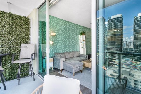 Condominio en venta en Miami, Florida, 1 dormitorio, 64.38 m2 № 2021131 - foto 20