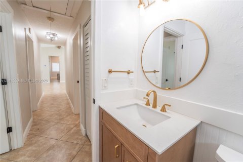 Casa en venta en Miami, Florida, 4 dormitorios, 158.96 m2 № 2254631 - foto 14