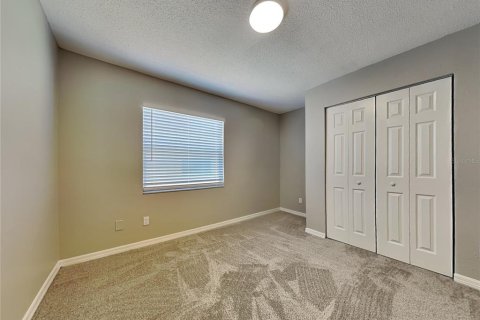 Villa ou maison à louer à Riverview, Floride: 4 chambres, 155.98 m2 № 1913474 - photo 12