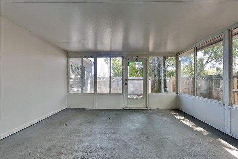 Villa ou maison à louer à Riverview, Floride: 4 chambres, 155.98 m2 № 1913474 - photo 17