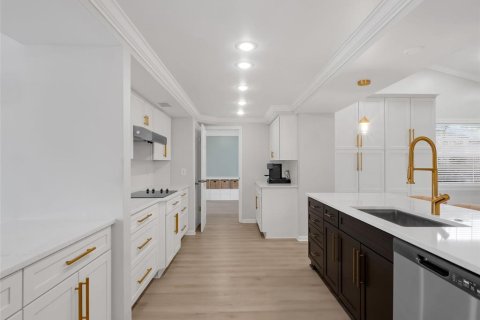 Casa en venta en Orlando, Florida, 4 dormitorios, 239.87 m2 № 1782641 - foto 27