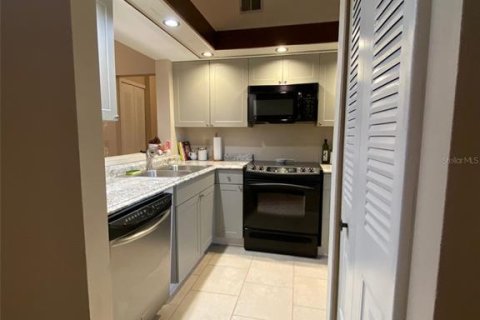 Condominio en venta en Orlando, Florida, 2 dormitorios, 97.92 m2 № 2097150 - foto 5
