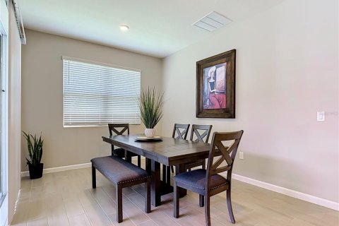 House in Kissimmee, Florida 3 bedrooms, 158.31 sq.m. № 2348221 - photo 18