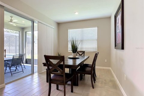 House in Kissimmee, Florida 3 bedrooms, 158.31 sq.m. № 2348221 - photo 17