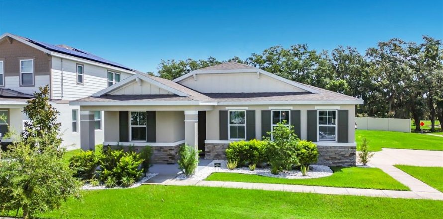 House in Kissimmee, Florida 3 bedrooms, 158.31 sq.m. № 2348221