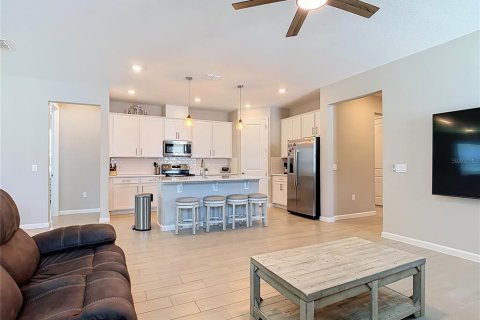 House in Kissimmee, Florida 3 bedrooms, 158.31 sq.m. № 2348221 - photo 21