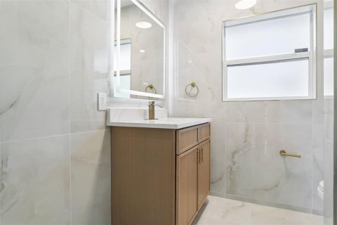 Villa ou maison à vendre à Dunedin, Floride: 2 chambres, 96.99 m2 № 2305098 - photo 14