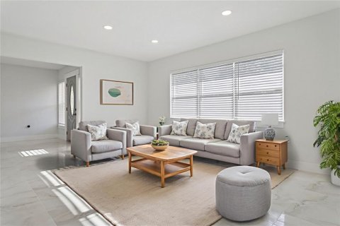 Villa ou maison à vendre à Dunedin, Floride: 2 chambres, 96.99 m2 № 2305098 - photo 4