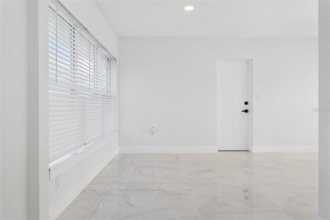 Villa ou maison à vendre à Dunedin, Floride: 2 chambres, 96.99 m2 № 2305098 - photo 11
