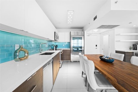 Copropriété à louer à Miami Beach, Floride: 3 chambres, 135.17 m2 № 1989536 - photo 5