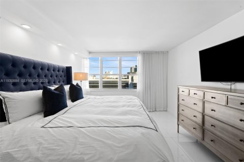 Copropriété à louer à Miami Beach, Floride: 3 chambres, 135.17 m2 № 1989536 - photo 8