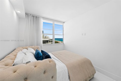 Copropriété à louer à Miami Beach, Floride: 3 chambres, 135.17 m2 № 1989536 - photo 14