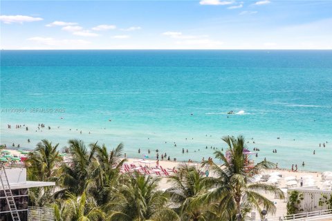 Copropriété à louer à Miami Beach, Floride: 3 chambres, 135.17 m2 № 1989536 - photo 24