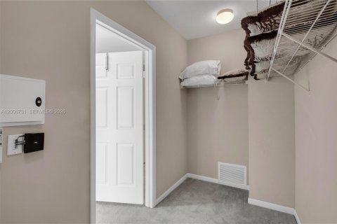 Condominio en venta en Fort Lauderdale, Florida, 2 dormitorios, 133.78 m2 № 2089987 - foto 9