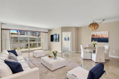 Condominio en venta en Fort Lauderdale, Florida, 2 dormitorios, 133.78 m2 № 2089987 - foto 3