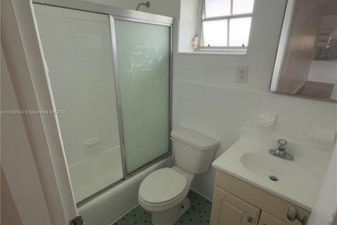 Copropriété à louer à Coral Gables, Floride: 1 chambre, 52.49 m2 № 1889910 - photo 9