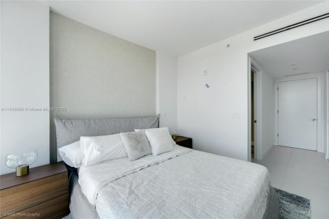 Condo in Bay Harbor Islands, Florida, 3 bedrooms  № 1047415 - photo 25