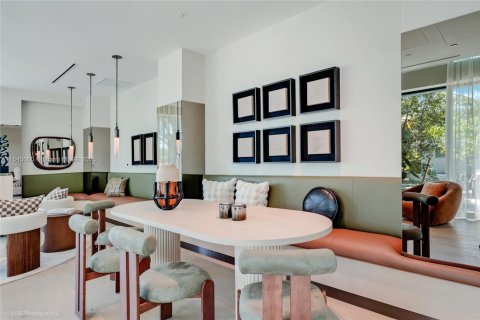 Condo in Bay Harbor Islands, Florida, 3 bedrooms  № 1047415 - photo 12